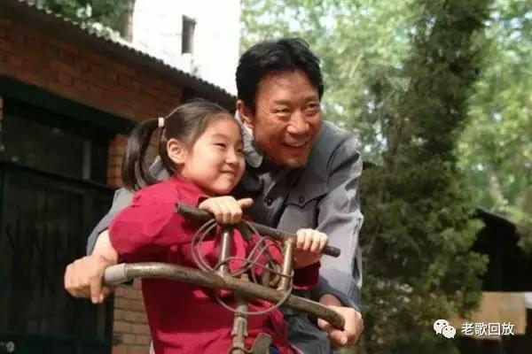 12首80年代唱遍全国的经典歌曲,80年代风靡一时的歌曲你听过吗