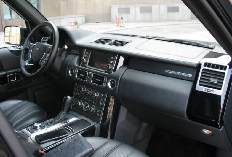 300万路虎揽胜巅峰创世,300万豪华路虎揽胜