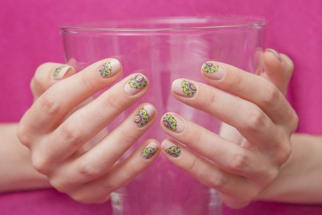 涂指甲油的技巧和方法,涂指甲油的正确方法你们学会了吗