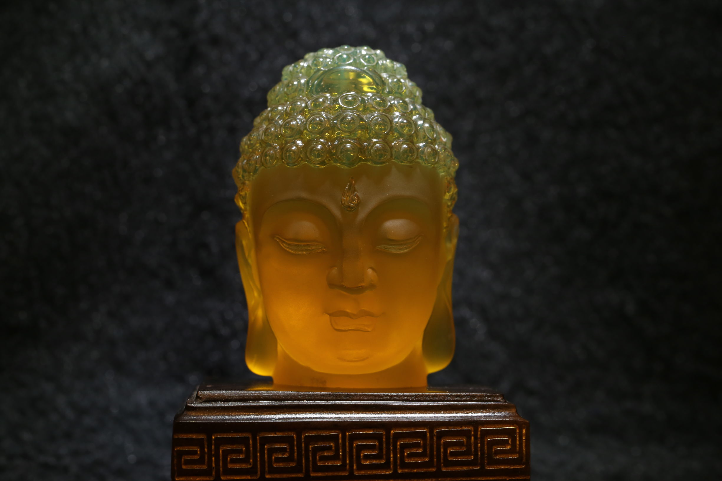 各种琥珀蜜蜡的卖点,带你欣赏不一样的琥珀蜜蜡