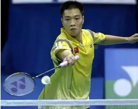 球场五个位置介绍和打法,球场上善于突破打什么位置