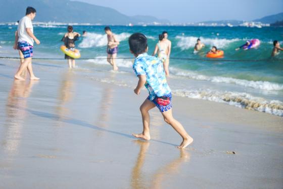 三亚送的14个免费海上游玩项目,三亚必买10件礼物