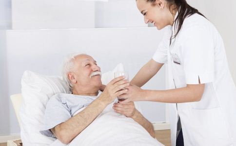 老年人便秘是肠癌的前兆,老年人便秘怎么快速排便