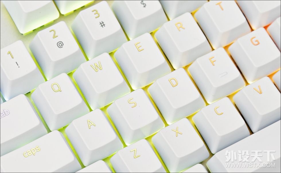 刷新颜值,雷蛇颜值