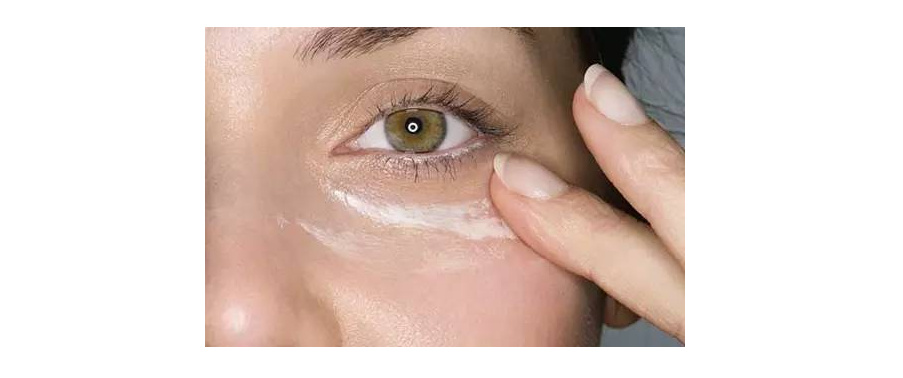 鱼子酱淡化泪沟眼袋黑眼圈眼霜,淡化黑眼圈眼袋泪沟哪个眼霜好