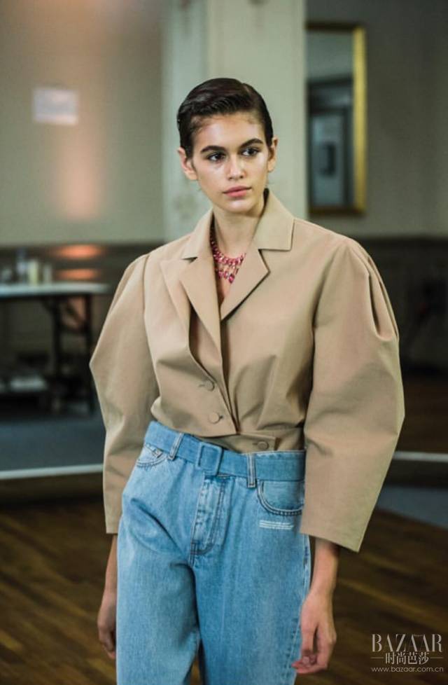 小个子这样穿长外套太显高了,小个子短厚外套下面该怎么搭