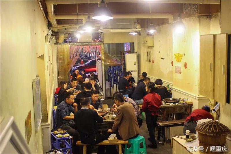 夫妻火锅店从12张桌子月入3000元做到月流水1000000