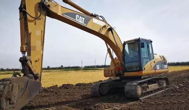 最便宜的一台二手挖机,全网最经典17年二手挖机