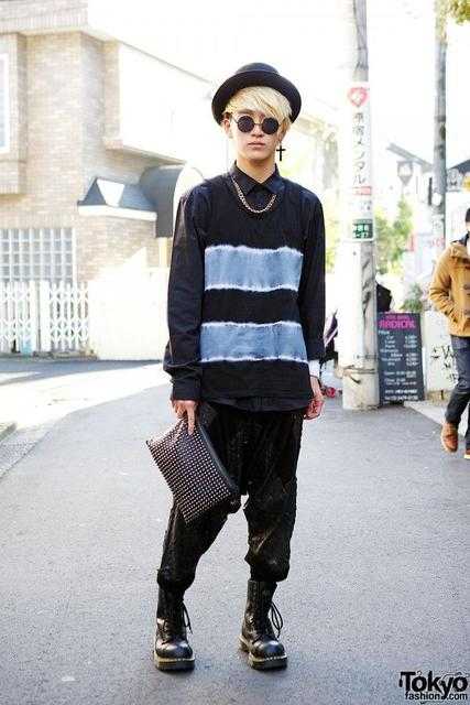 drmartens马丁靴棕色搭配,drmartens马丁靴穿搭