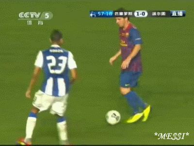 为什么很难防住梅西？因为梅西过人时的重心实在太稳了