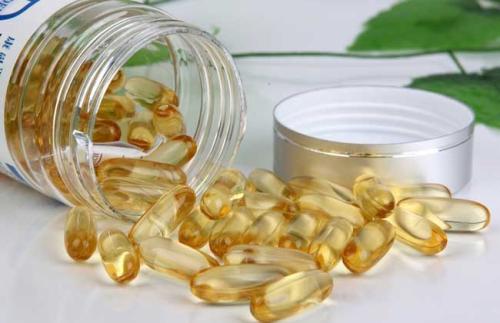 鼻出血鼻干燥,鼻出血与鼻炎有关吗