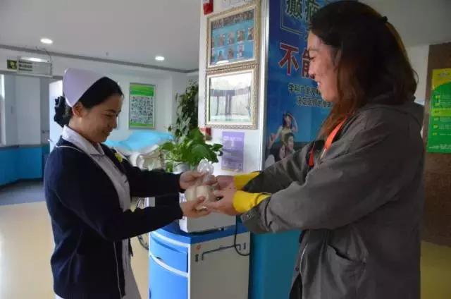 爱的燕尾帽，没有翅膀的天使——郑州军海脑病医院护士书