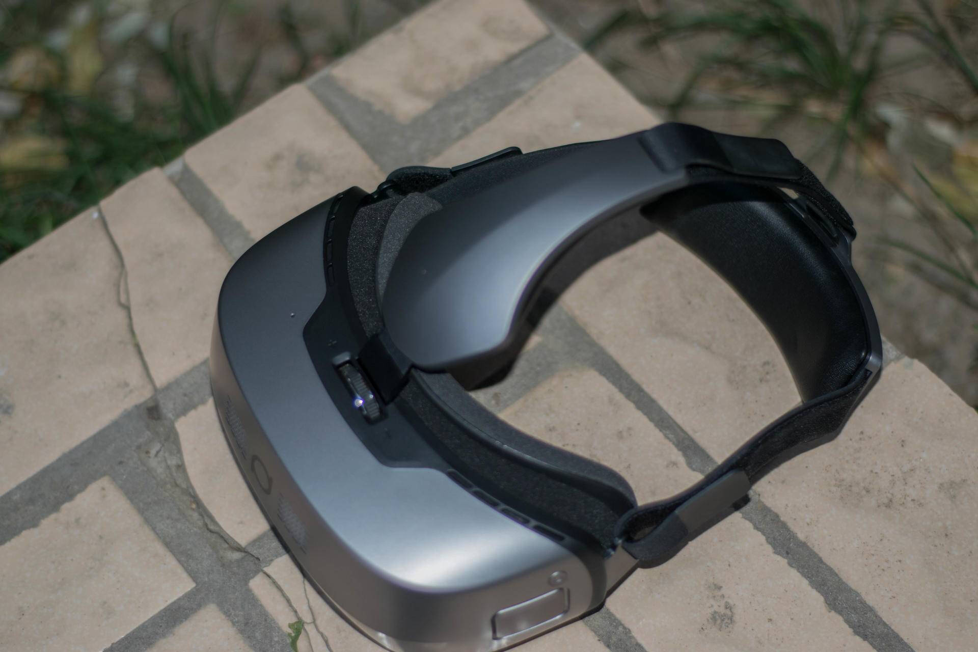 大朋vr一体机m2自带些什么配件,大朋vr一体机4k版界面倾斜