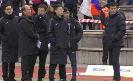 孙继海采访邵佳一完整视频,邵佳一孙继海解说西班牙德国