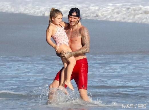 小七名媛淑女养成记，自己设计衣服还diss维多利亚的鞋子