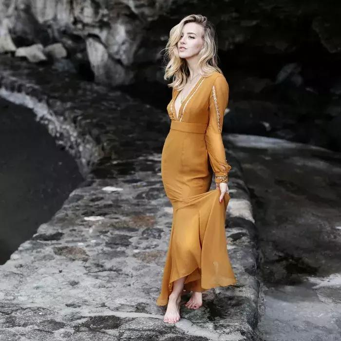 身高只有152cm的她用高衣Q惊艳了世界！