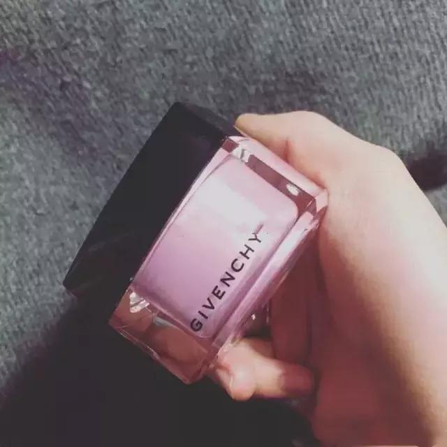 学生*党**必备的护肤品!这些尖货我一个都不想错过!