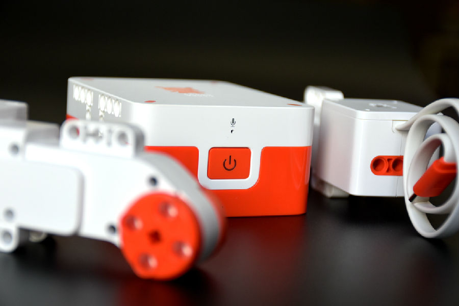 米兔积木履带机器人2000元以下的,米兔积木机器人app没有履带机甲了