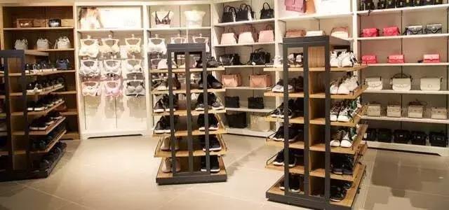 哪些小众品牌衣服好穿女装,时尚女装品牌除了zara还有哪些