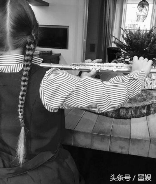 维多利亚的秘密不是秘密的秘密,维多利亚的秘密是贝嫂创办的吗