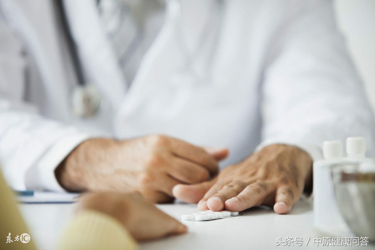 一打喷嚏就漏尿，女子被这病折磨好些年，终于治疗好