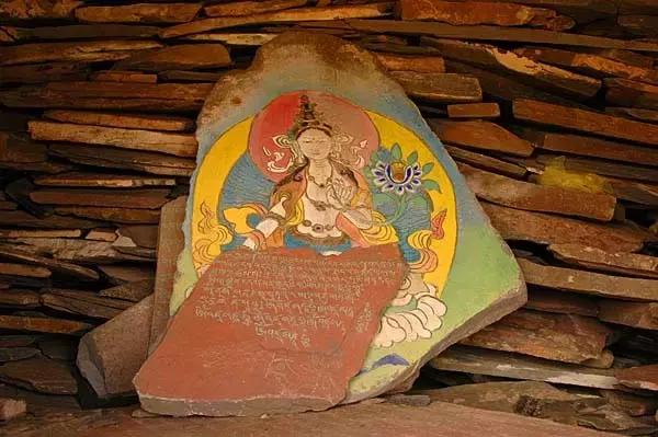 巴格玛尼墙到石渠多少公里,世界之最古城墙长城