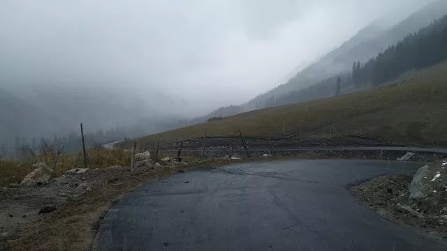 乌孙古道天堂湖在琼库什台吗,乌孙古道天堂湖到黑英山多远