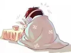 为什么衣服穿得多反而容易感冒,穿紧身裤反而感觉冷是怎么回事