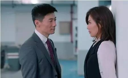 女朋友难过的时候怎么安慰,女朋友在恋爱中应该怎么做