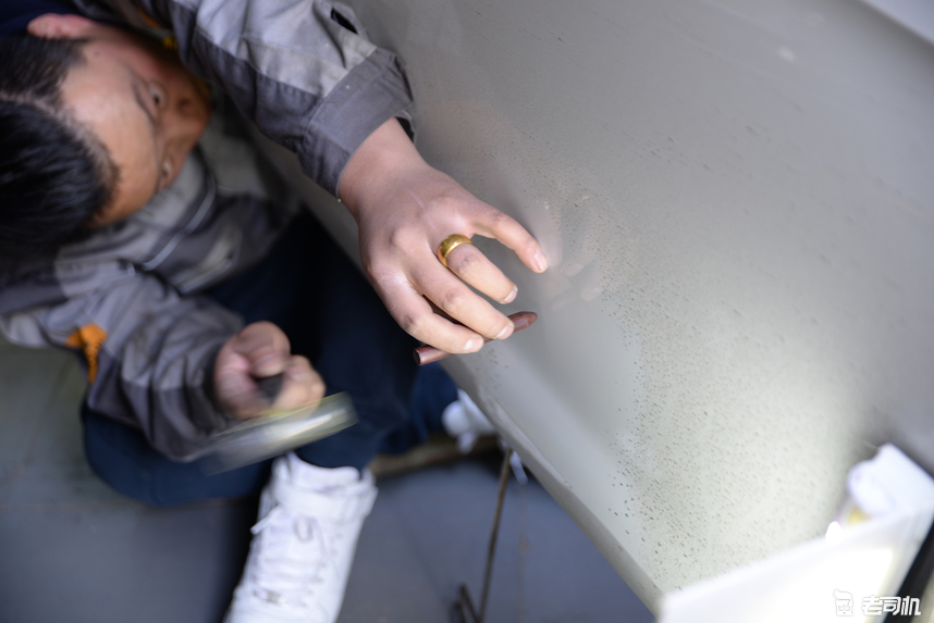 途虎钣金喷漆修复凹陷一般多少钱,汽车钣金凹陷修复喷漆正规流程