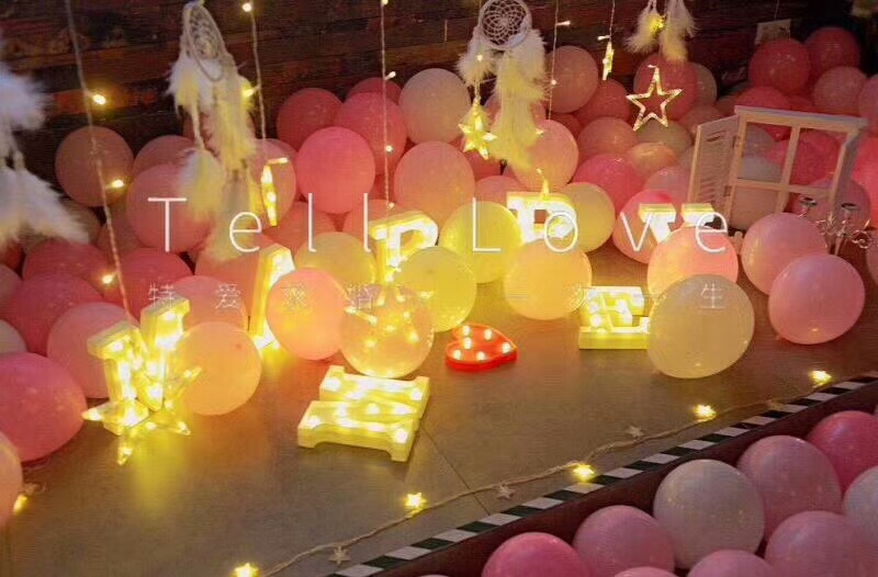 女朋友难过的时候怎么安慰,女朋友在恋爱中应该怎么做