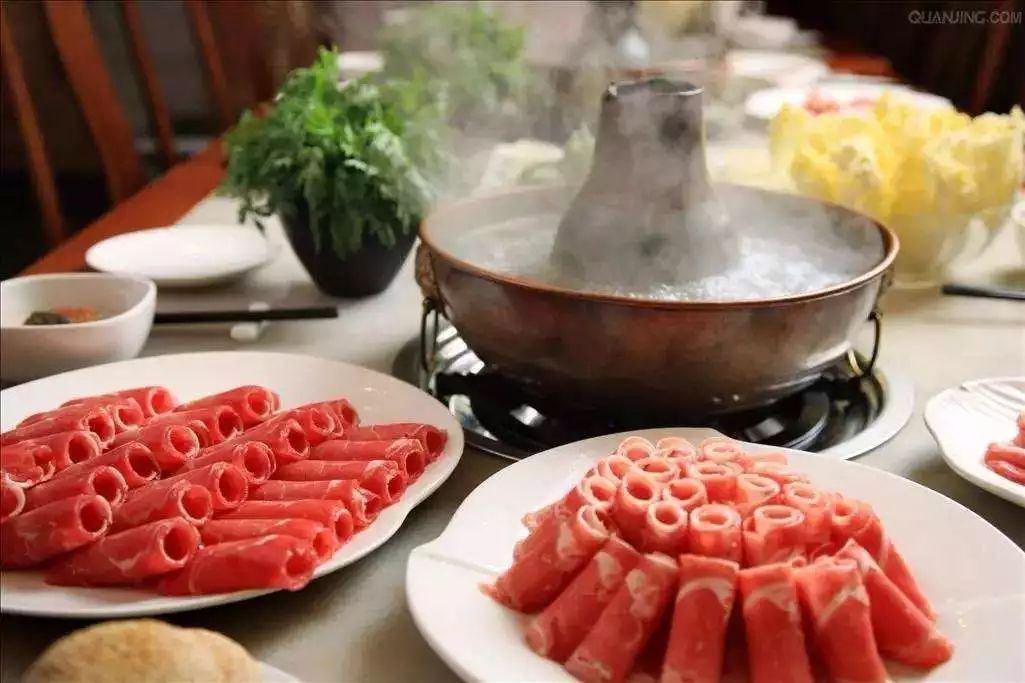 冬季寒冷期间吃什么好一点,天气冷了记得吃点暖胃的食物