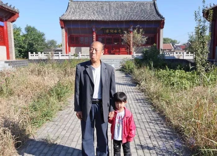 马致远写尽秋思天净沙,马致远的枯藤老树昏鸦被誉为什么