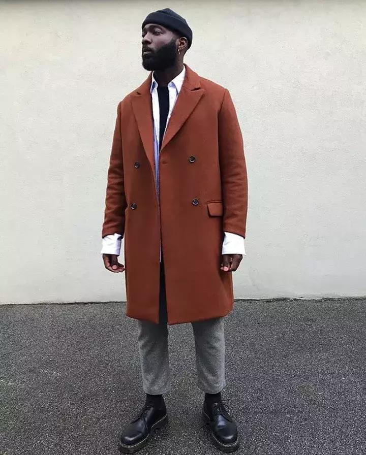 尽管山寨货很多，但谁都想买一双正宗的「Dr.Martens」