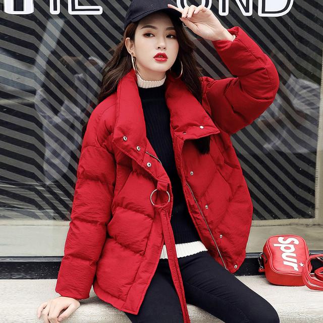 波司登羽绒服短款女款穿搭,过时的波司登红色羽绒服