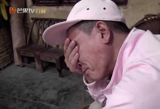 陈小春心疼儿子,陈小春心疼弟弟