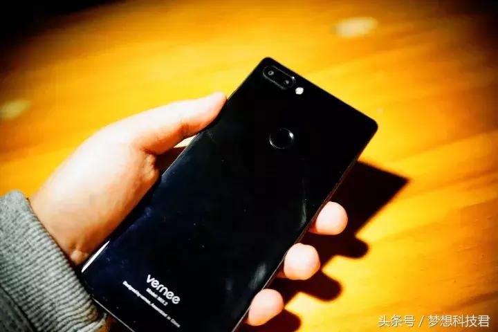 mix2手机现在售价,mix2还值不值得买