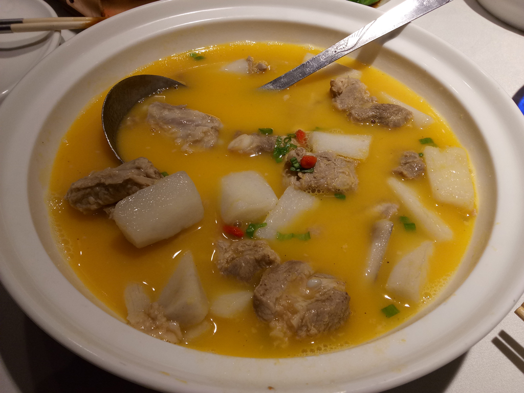 大鸭梨家常菜燕郊店,美食大鸭梨