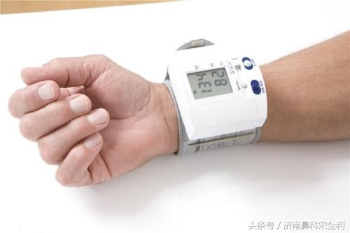 三甲医院通用的《疾病先兆自查表》,我用了几十年,现在还在用!