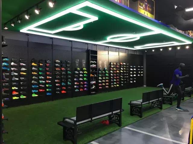 你一般去哪购物,你都在哪买鞋的