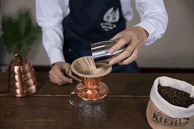 Gucci咸菜、Burberry泡面、范思哲咸鸭蛋到底什么味道