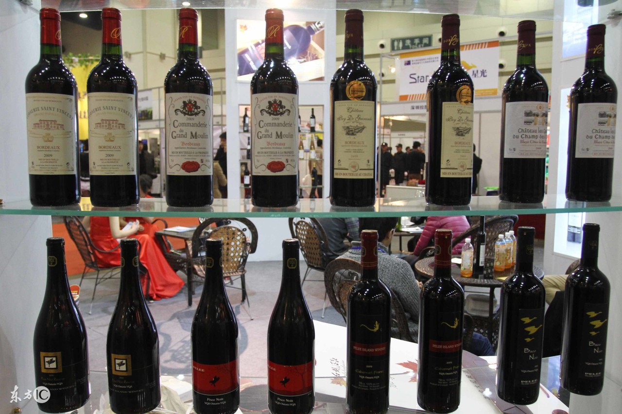买红酒看品牌还是产区,买红酒绝对不吃亏