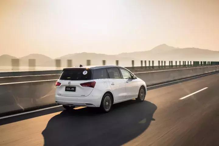 曾以为三缸机不咋样，直到试驾了别克这款狠角色