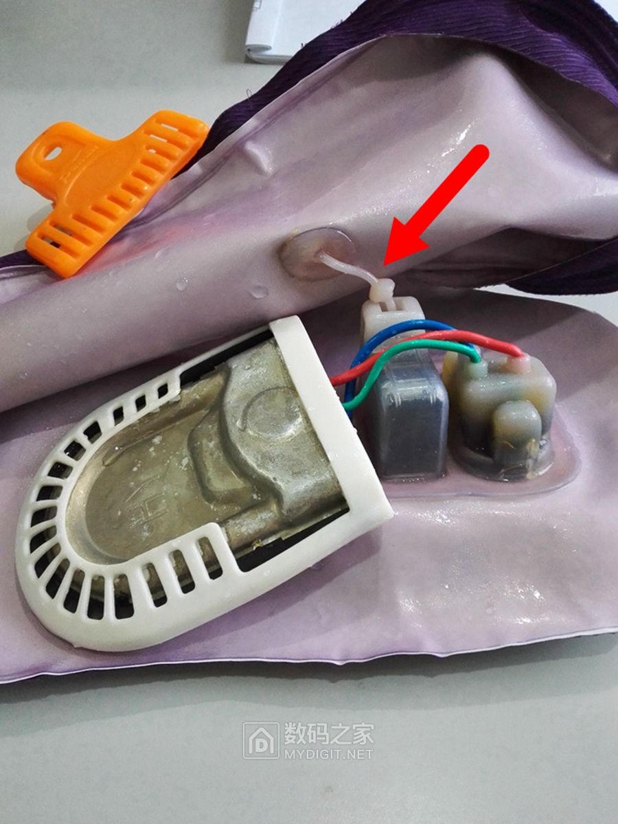 蓄水式热水袋,电热式暖水袋拆解