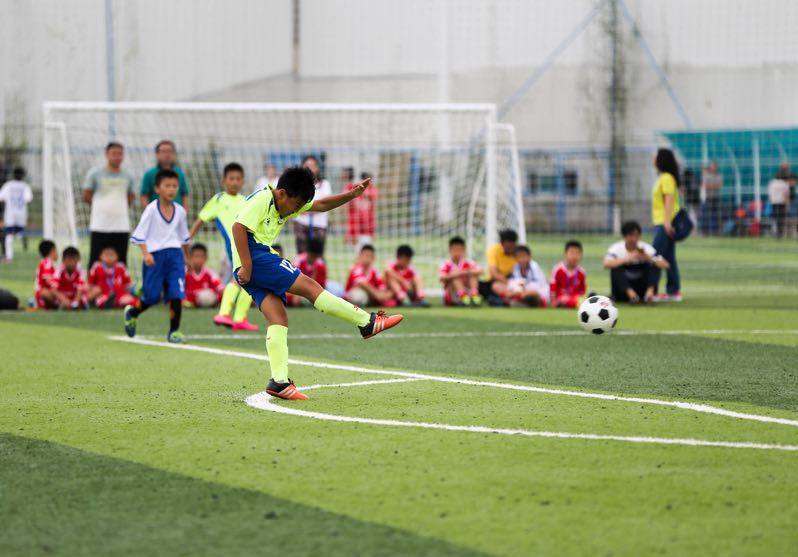 青少年足球深圳赛区,深圳少儿足球区队怎么入选