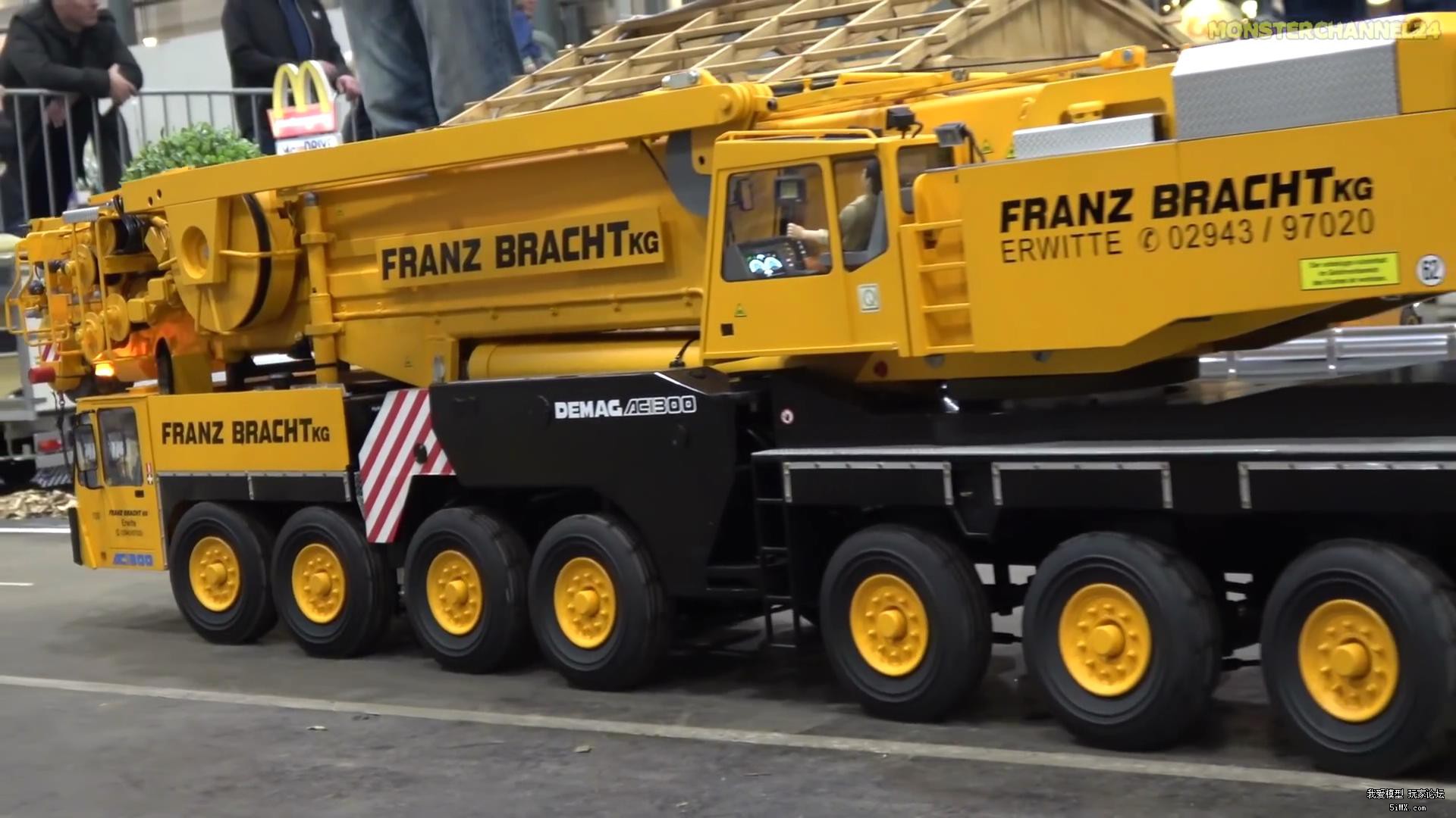 德国不莱梅模型展上的“起重机械专家”——DEMAGAC400