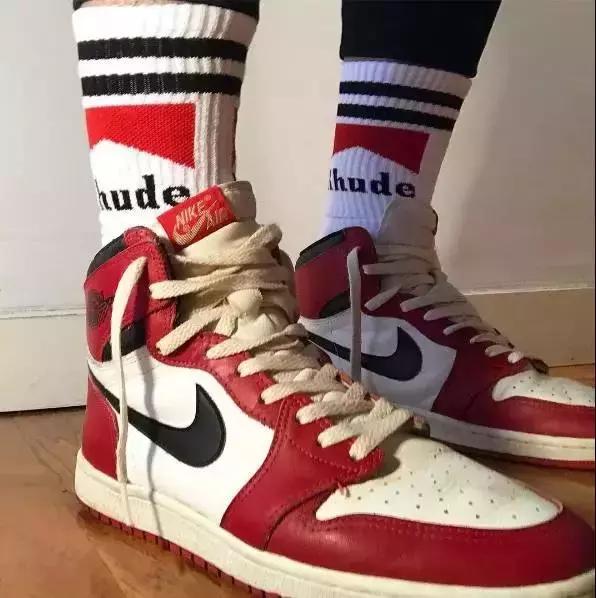 万宝路抽起来什么感觉,万宝路真的很难抽吗