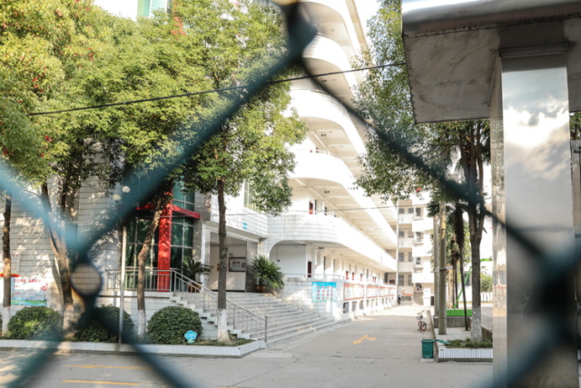 藏在油榨湾的老一中，你不该忘记它！