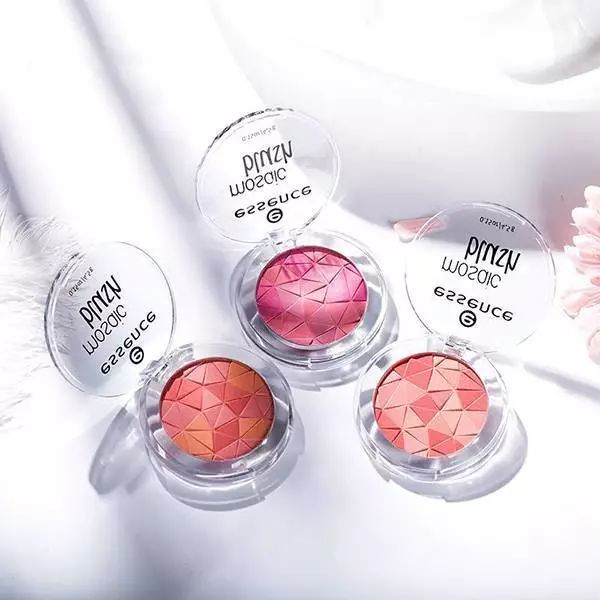 适合新手的腮红牌子有哪些图片,新手实用腮红推荐哪个