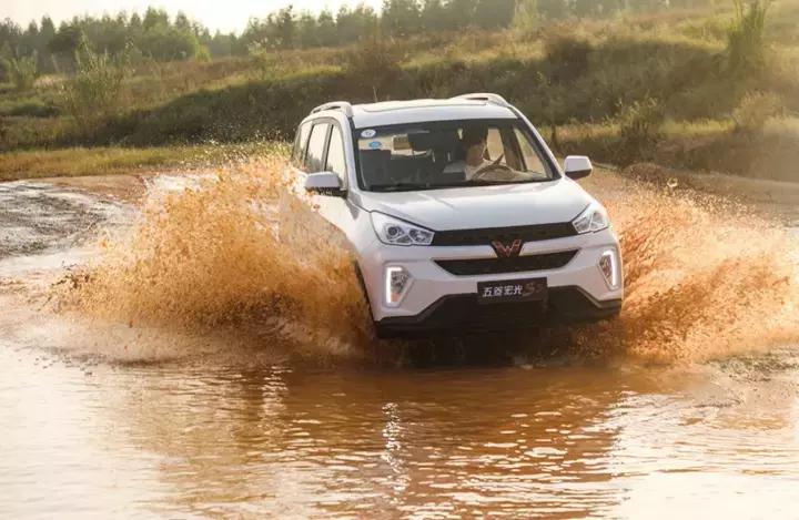 五菱宏光s3从西安到西藏,五菱星辰对比宏光s3